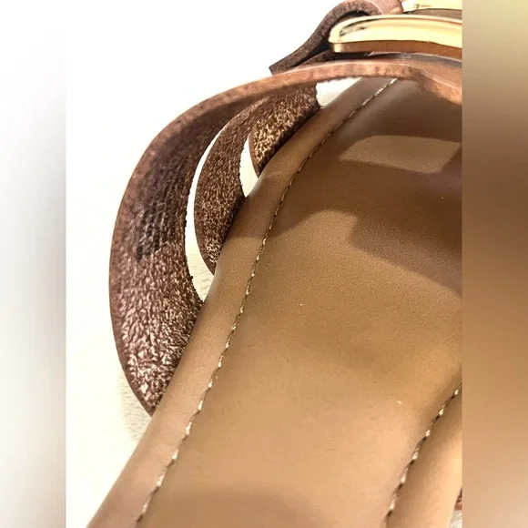 Time and Tru Brown Slide Sandals with Gold Accent Women’s Size 7.5 NWT - Picture 8 of 15